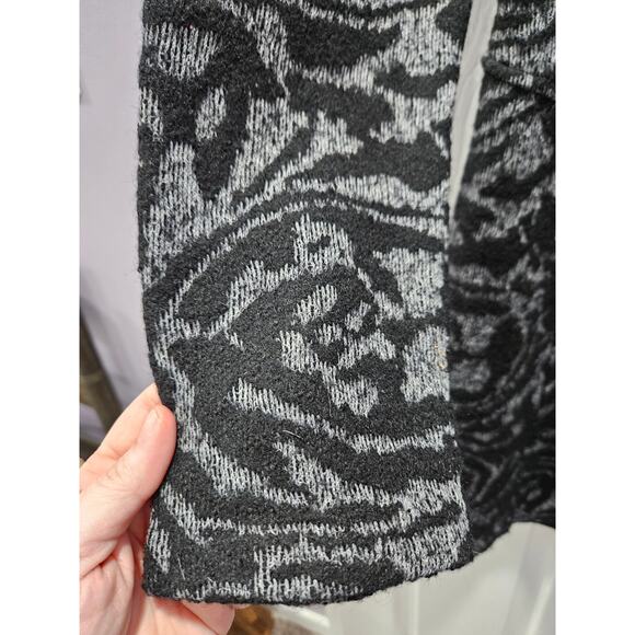 Vintage Nanette Lepore Jacquard Knit Sweater Jacket Size XL Black Gray Wool Coat - Picture 5 of 10
